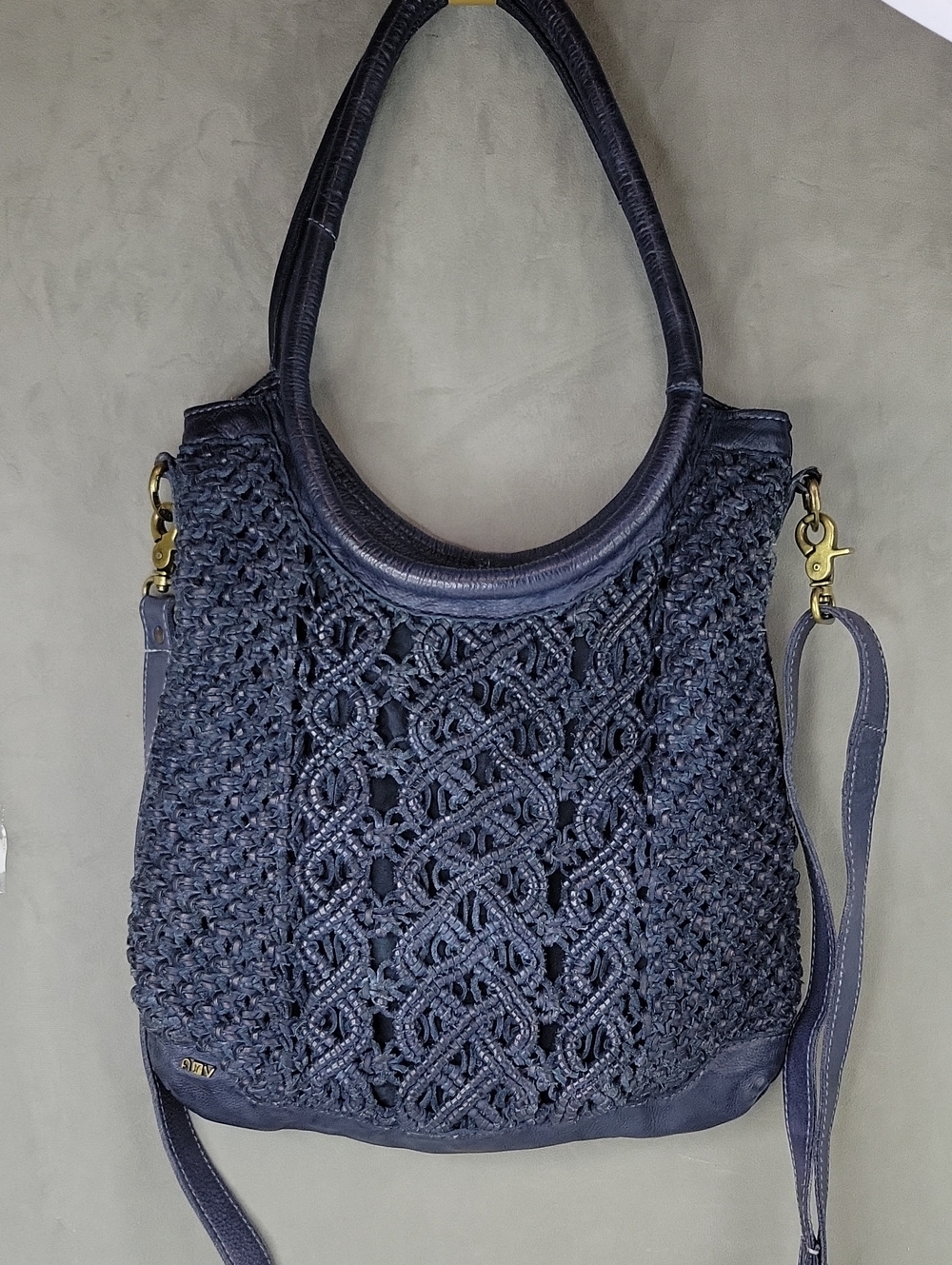 Woven Handcrafted Leather Shoulder Crossbody Hobo Bag Art N Vintage -BEAUTIFUL!